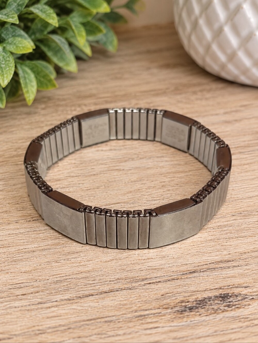 Vintage Magna Pat.26235 Made in Japan Flex Magnetic Stretch Bracelet